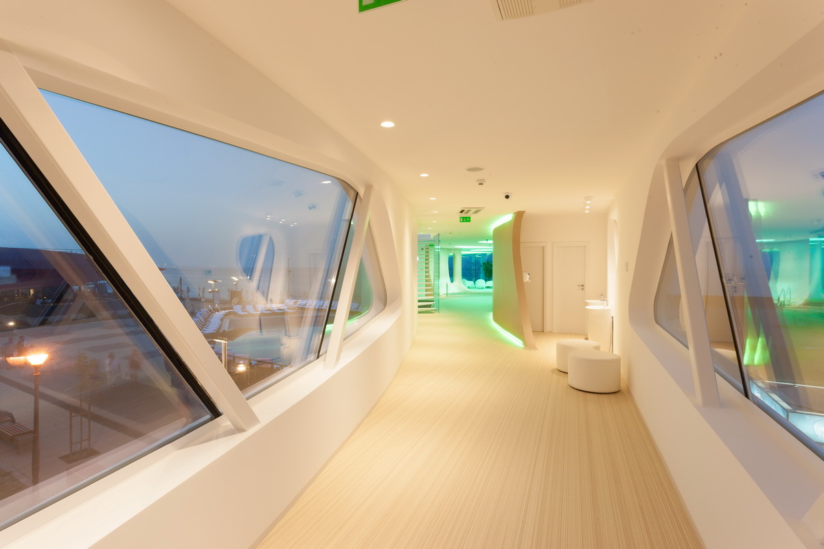 https://nbc.siteuri.pro/wp-content/uploads/2020/10/NBC-Arhitect-_-Zenith_Spa-_-Mamaia_Romania-_-seaside_spa-_-interior_design_10.jpg